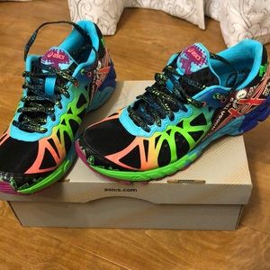 Never worn ASICS Fun Sneakers!